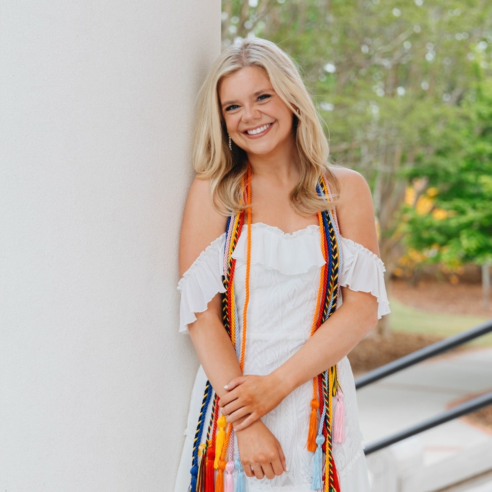 Meet your Posher, Courtney